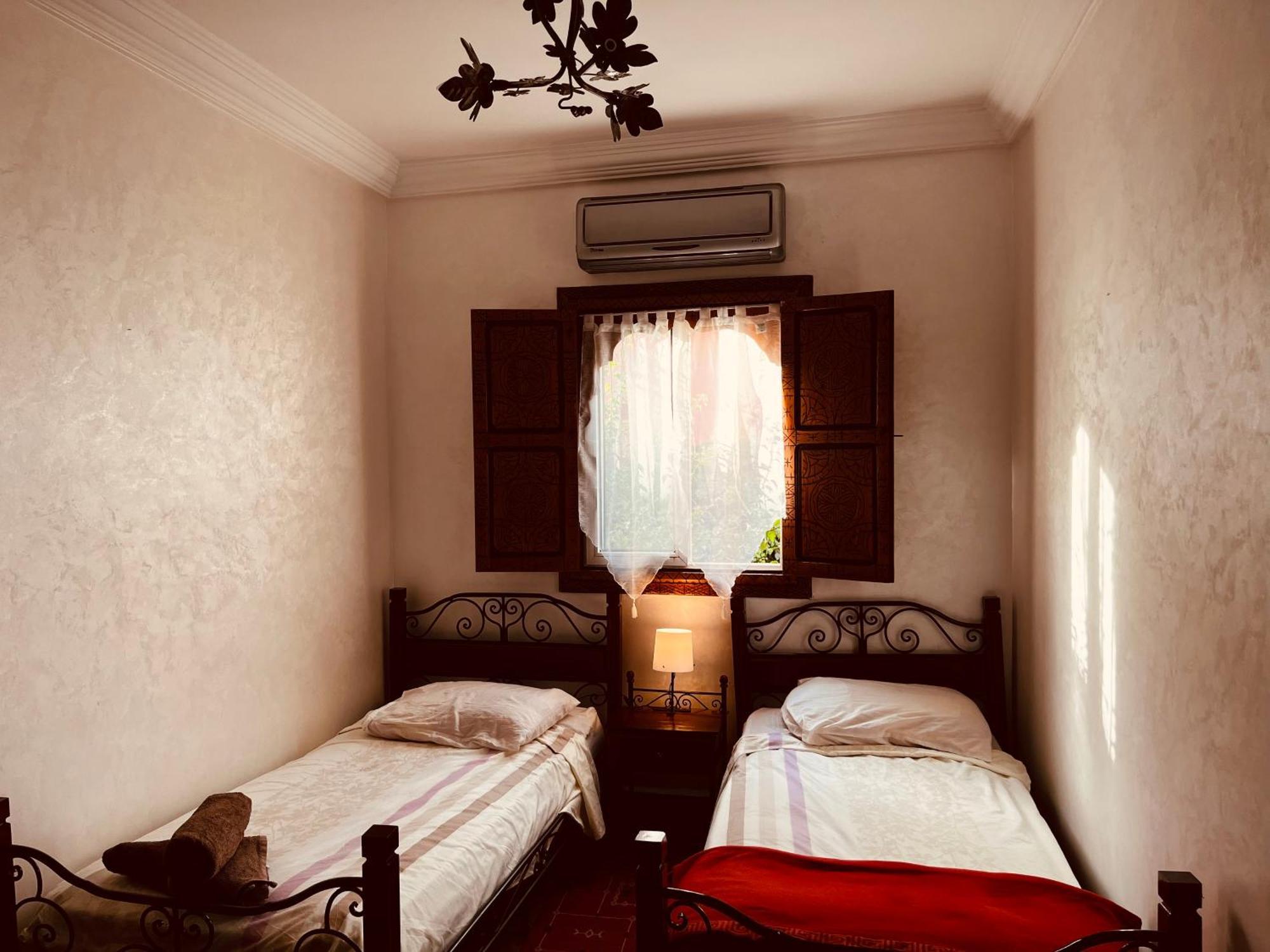 Appartement Dans Residence Avec Piscine มาร์ราเกช ภายนอก รูปภาพ